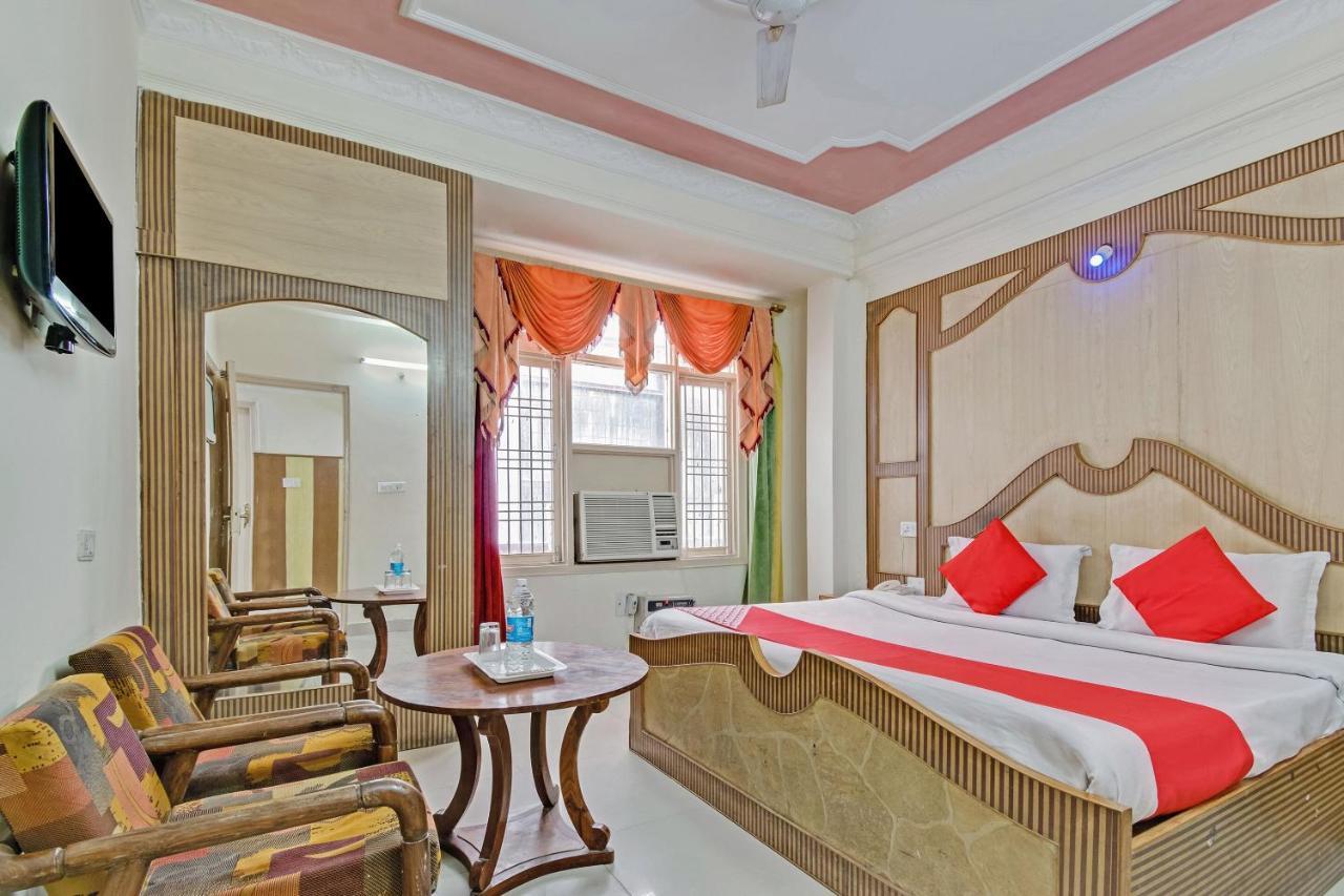 Oyo 24888 Hotel Sham Palace Катра Екстериор снимка