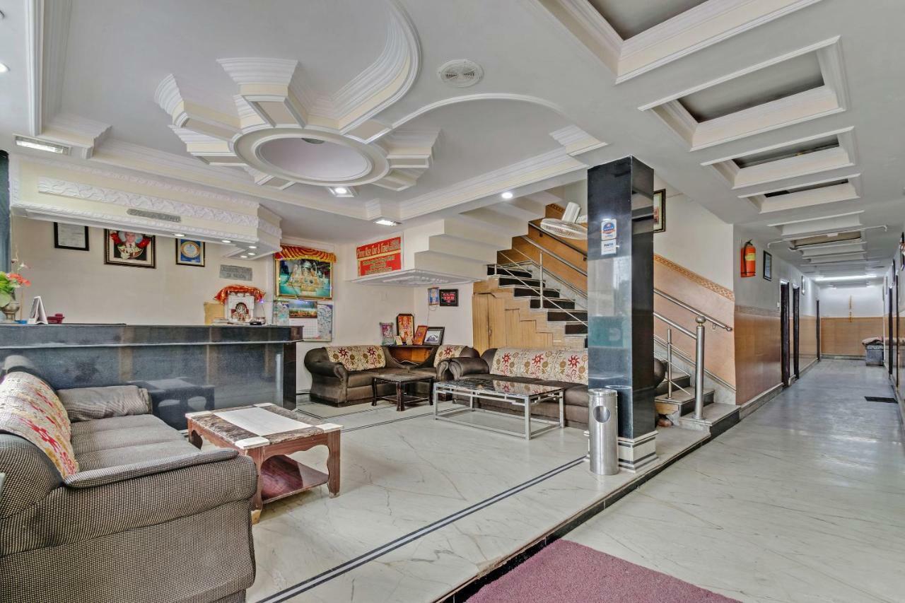 Oyo 24888 Hotel Sham Palace Катра Екстериор снимка